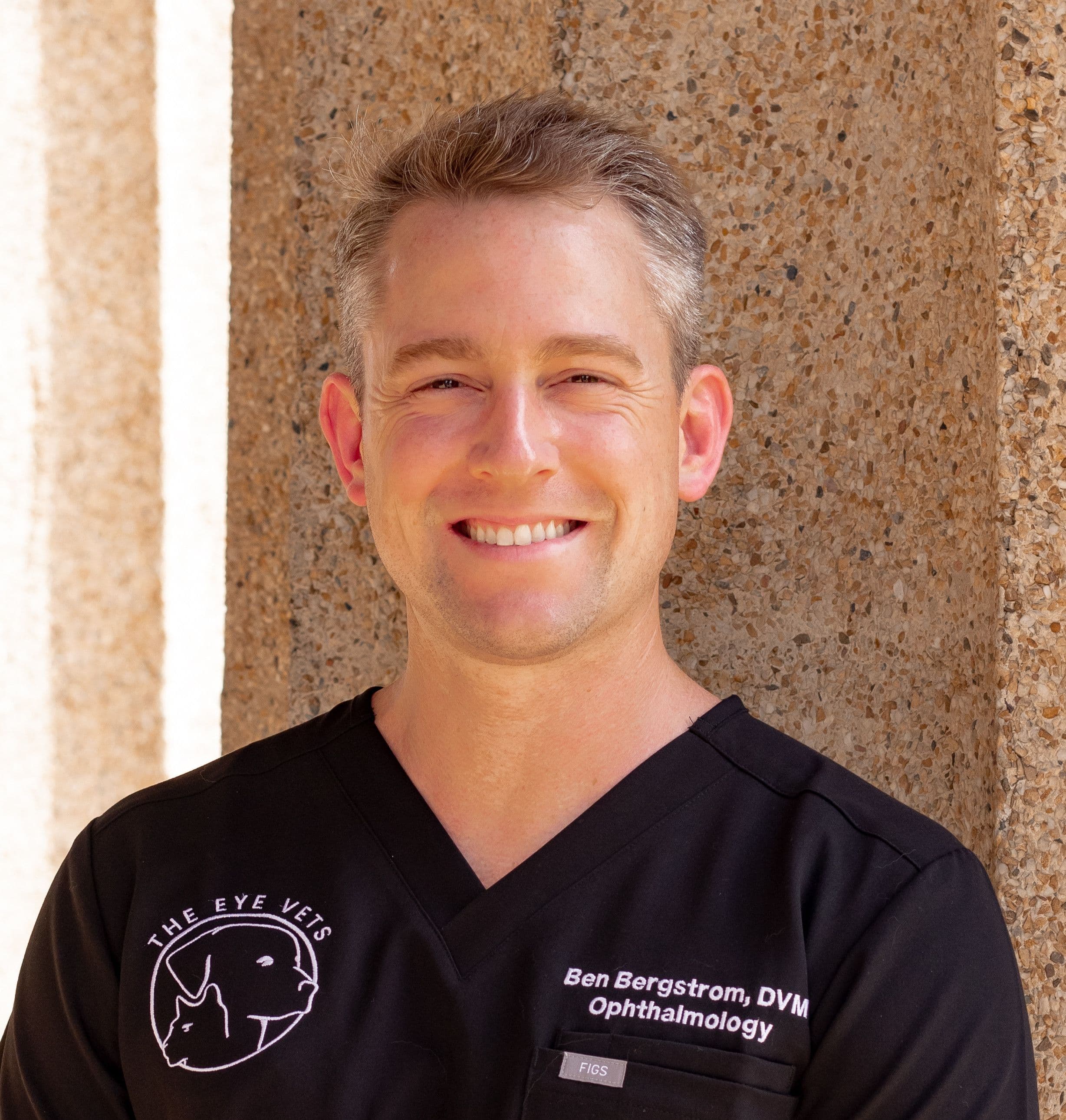 339: Expanding veterinary ophthalmology