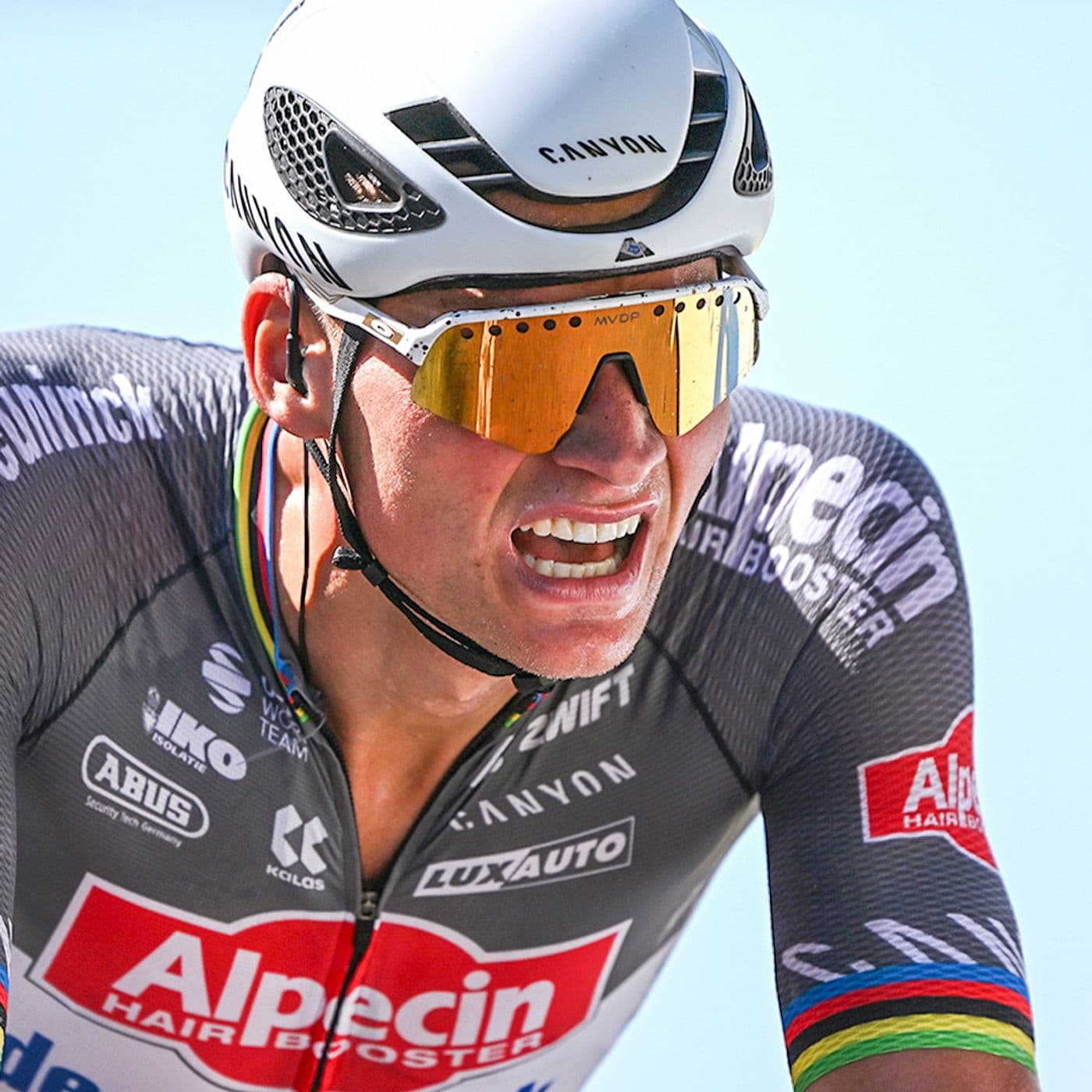 660: Is Van Der Poel About To Crash And Burn? | GCN Show Ep. 660