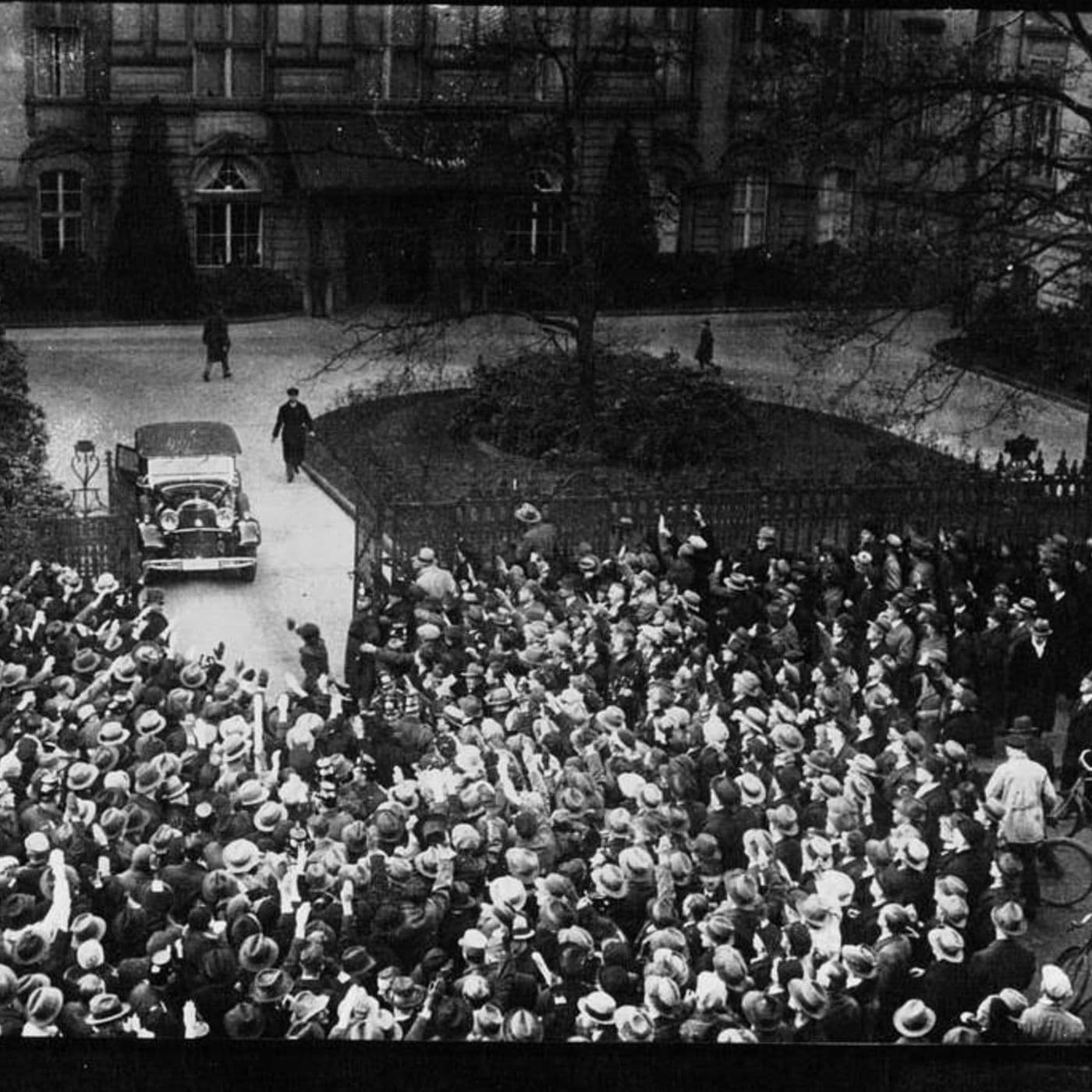S8 Ep172: Ribbentrop in London: Gaffes and Alienation: Colleague Charles Spicer describes Ribbentrop's arrival in London as Ambassador with a cynical mandate from Hitler to neutralize Britain diplomatically, characterizing his tenure as a social disaster marked by 