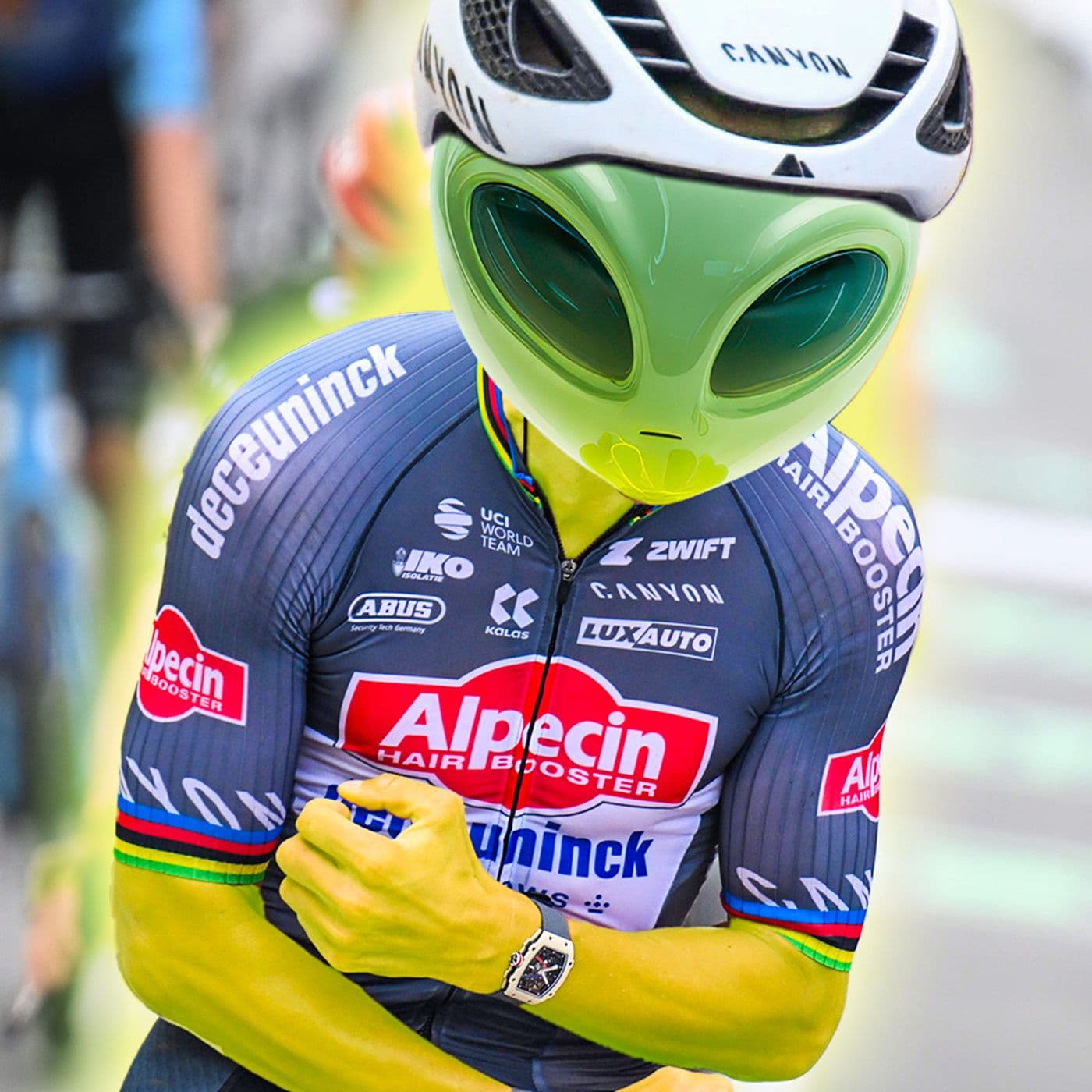 686: Are Pogačar And Van Der Poel From Another Planet? | GCN Show Ep. 686