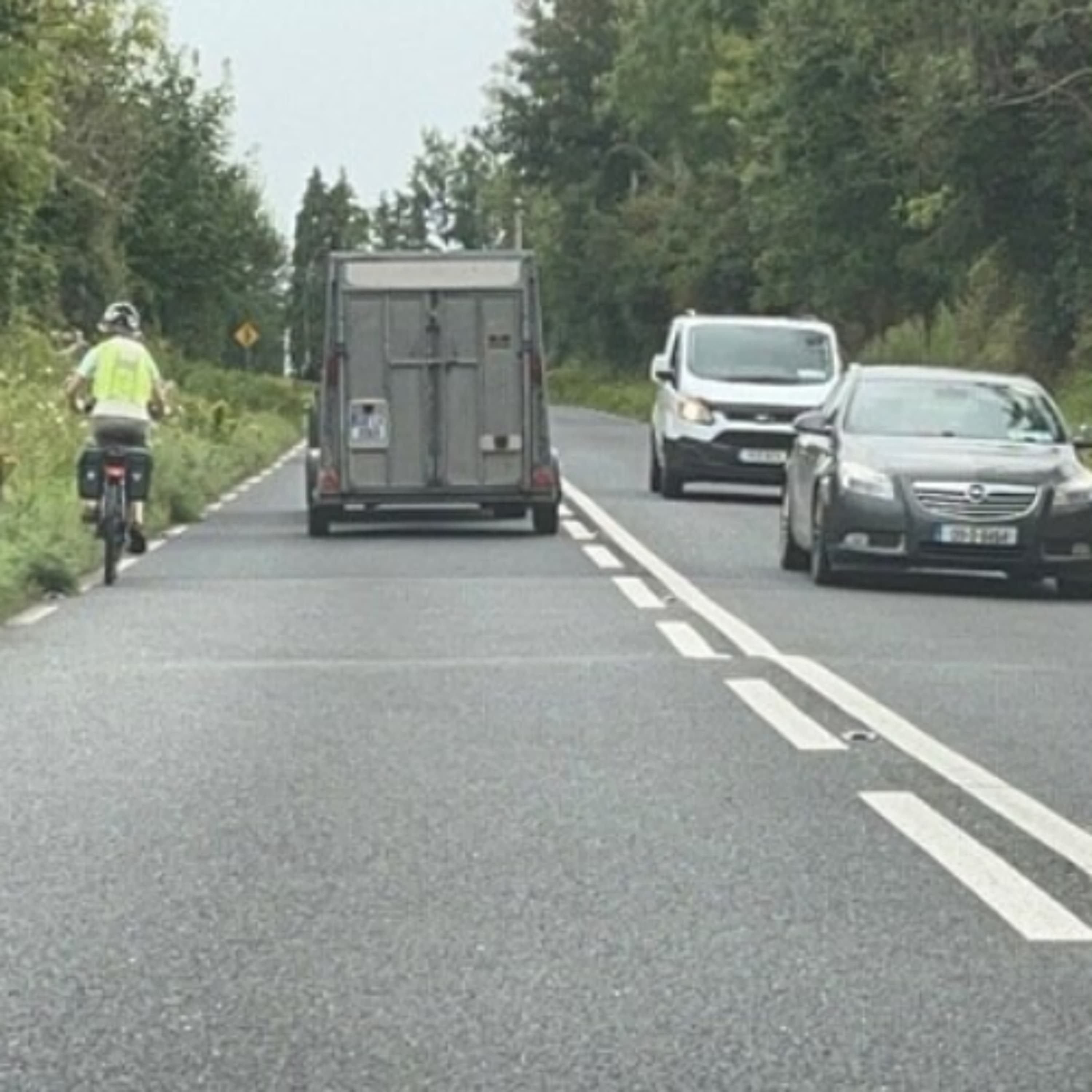 Community Urges Hard Shoulder Installation To Protect Pedestrians And Cyclists