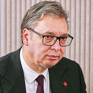 Лидер Сербии ответил за патроны для Киева