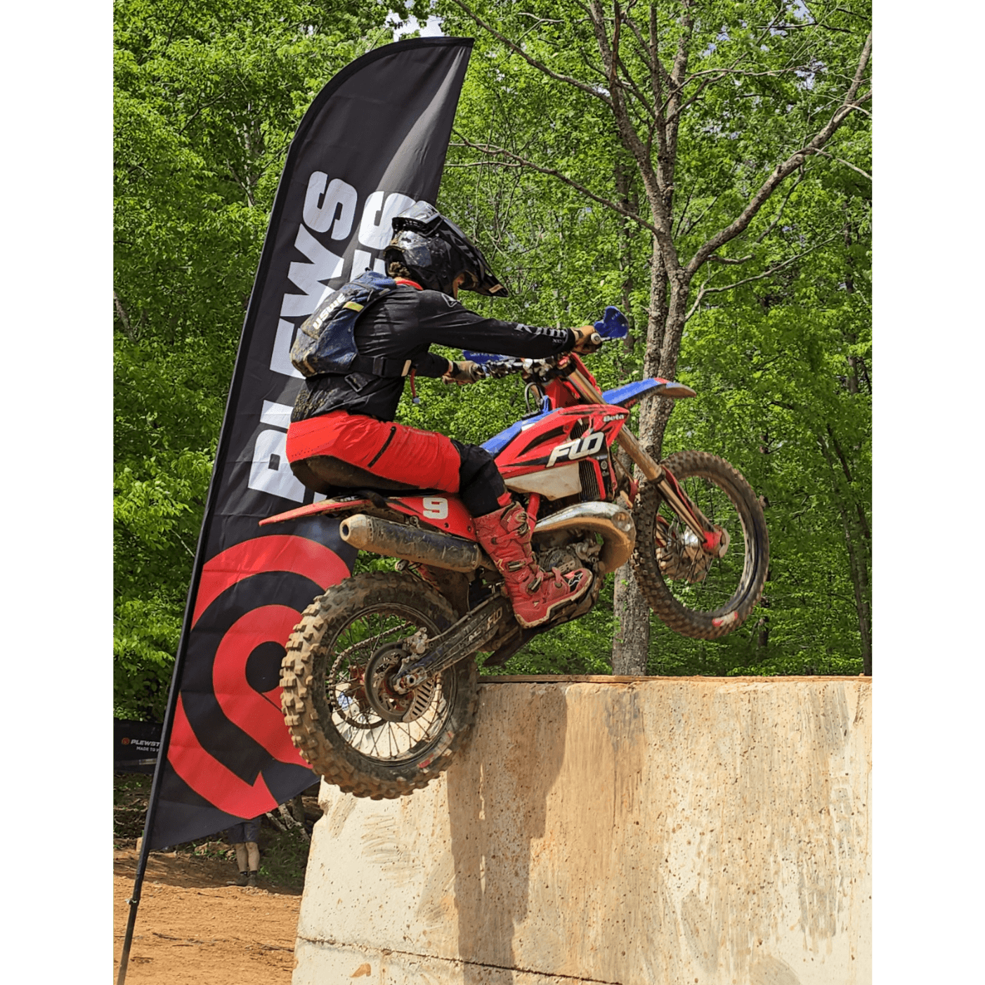 Ep 46 - Danny Lewis: Overcoming challenges and growing in Hard enduro