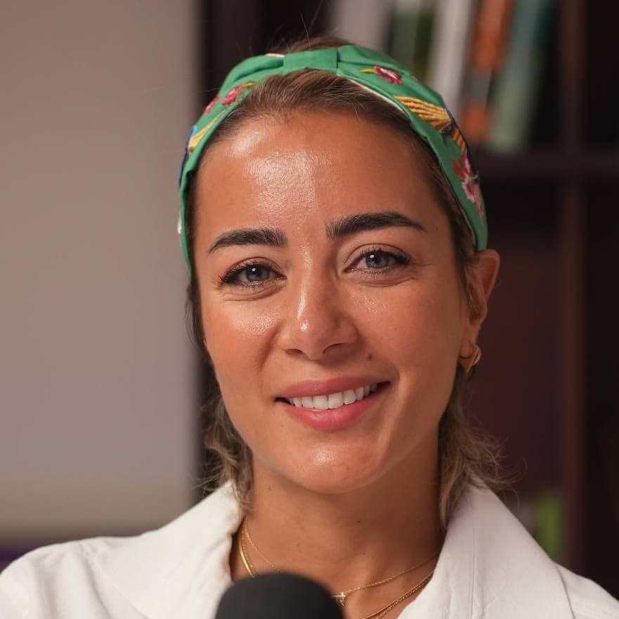 چطور زیاد فکر نکنیم؟ با تینا پارسا