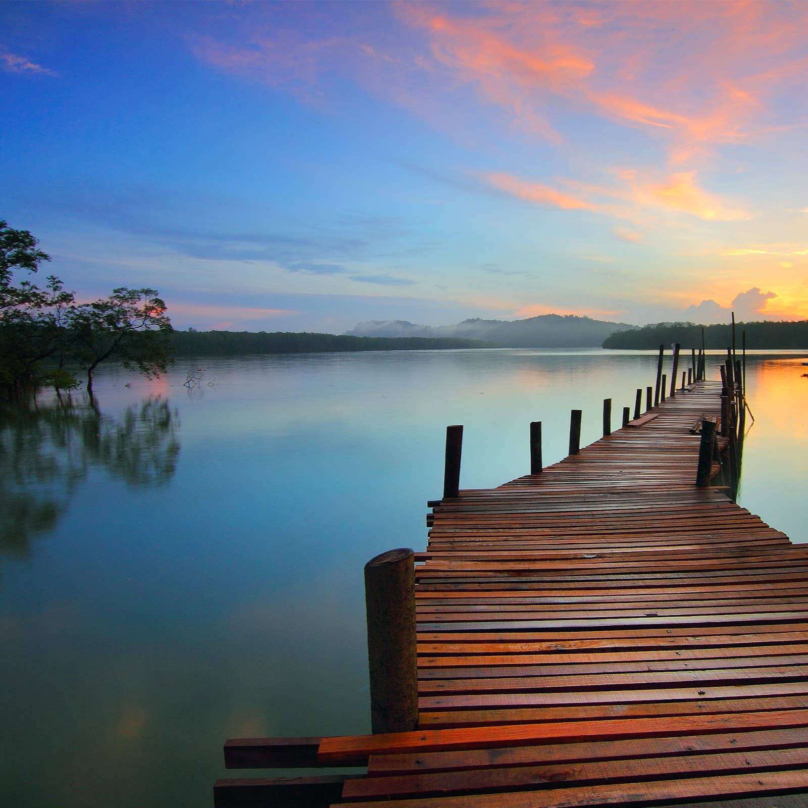 Lake Twilight ~ Healing Sleep Music & Nature Sounds