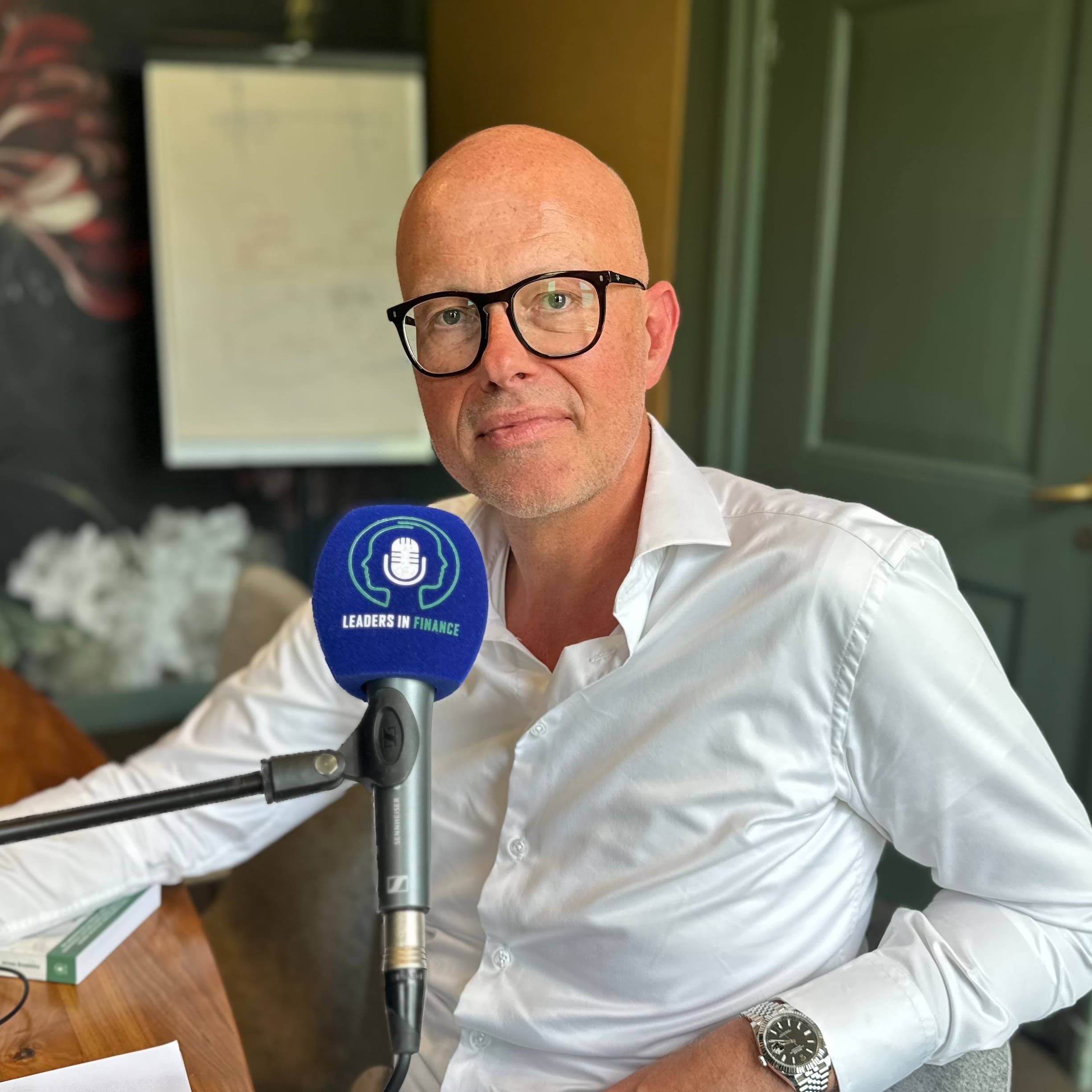 #187: Menno Luiten - Directeur MUNT Hypotheken - Vliegende start, ondernemersgezin, knallen aan het begin van je carrière, sparen