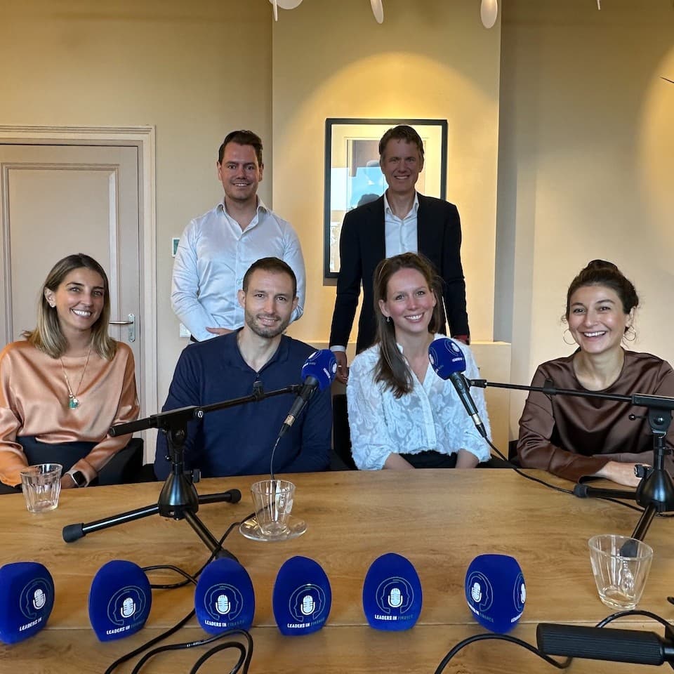 Extra episode: FLAIRS - The Power to Pivot: Banking for Resilience and Renewal - with Pieter-Jan Bakker, Damla Hendriks, Yorick Naeff, Dieuwertje de Rover and Isil Evlioglu