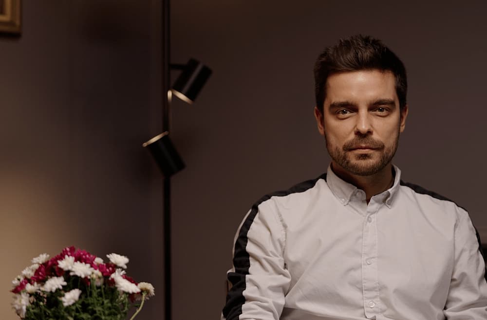 Kaitinoši labs visā, ko dara. Režisors un aktieris Klāvs Mellis
