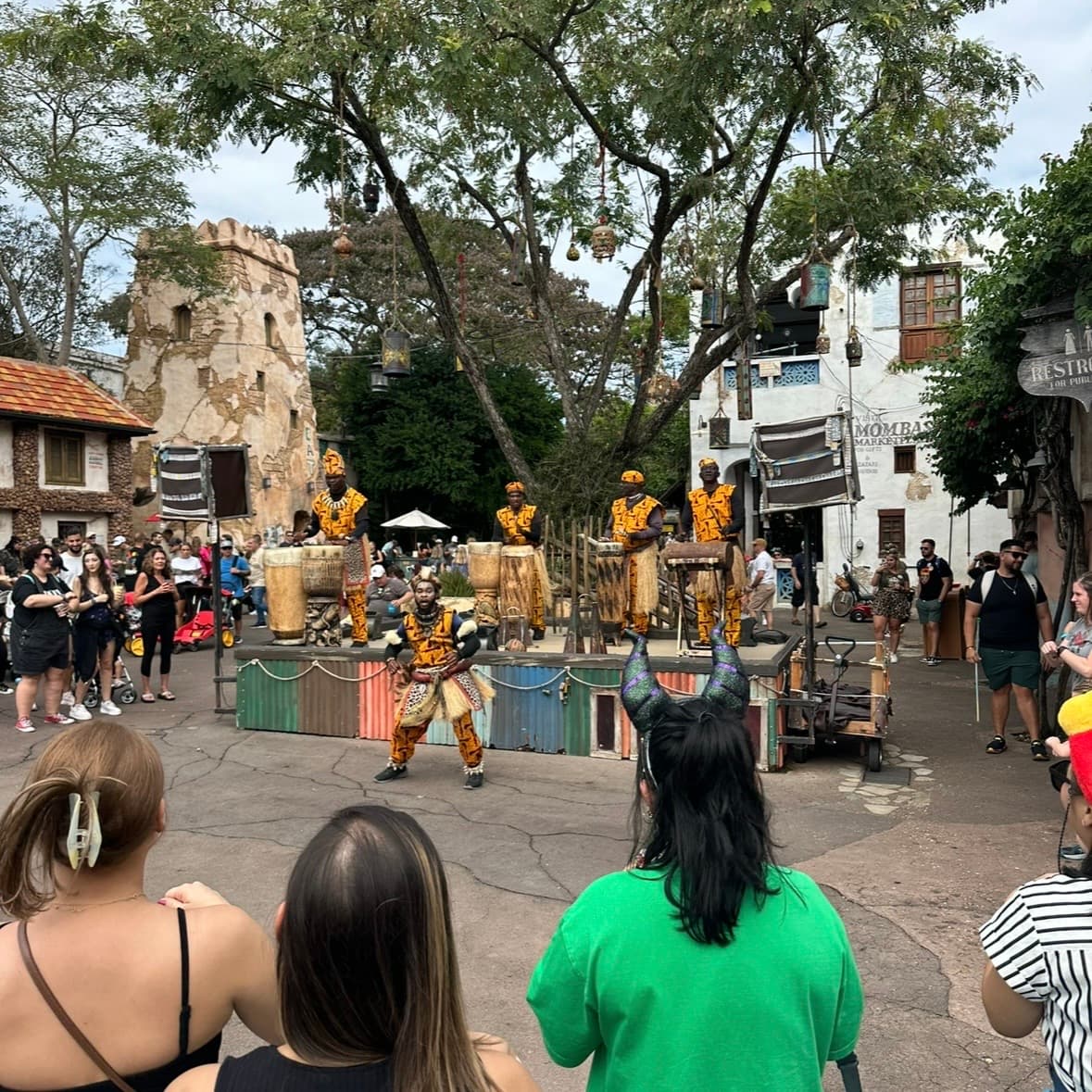Animal Kingdom Walkabout Africa to Pandora with Host Pete