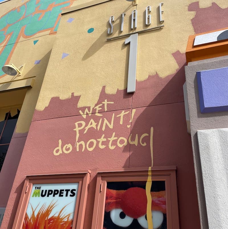 Disney's Hollywood Studios Walkabout With Host Jeremy - Runaway Railway And October Park Vibes