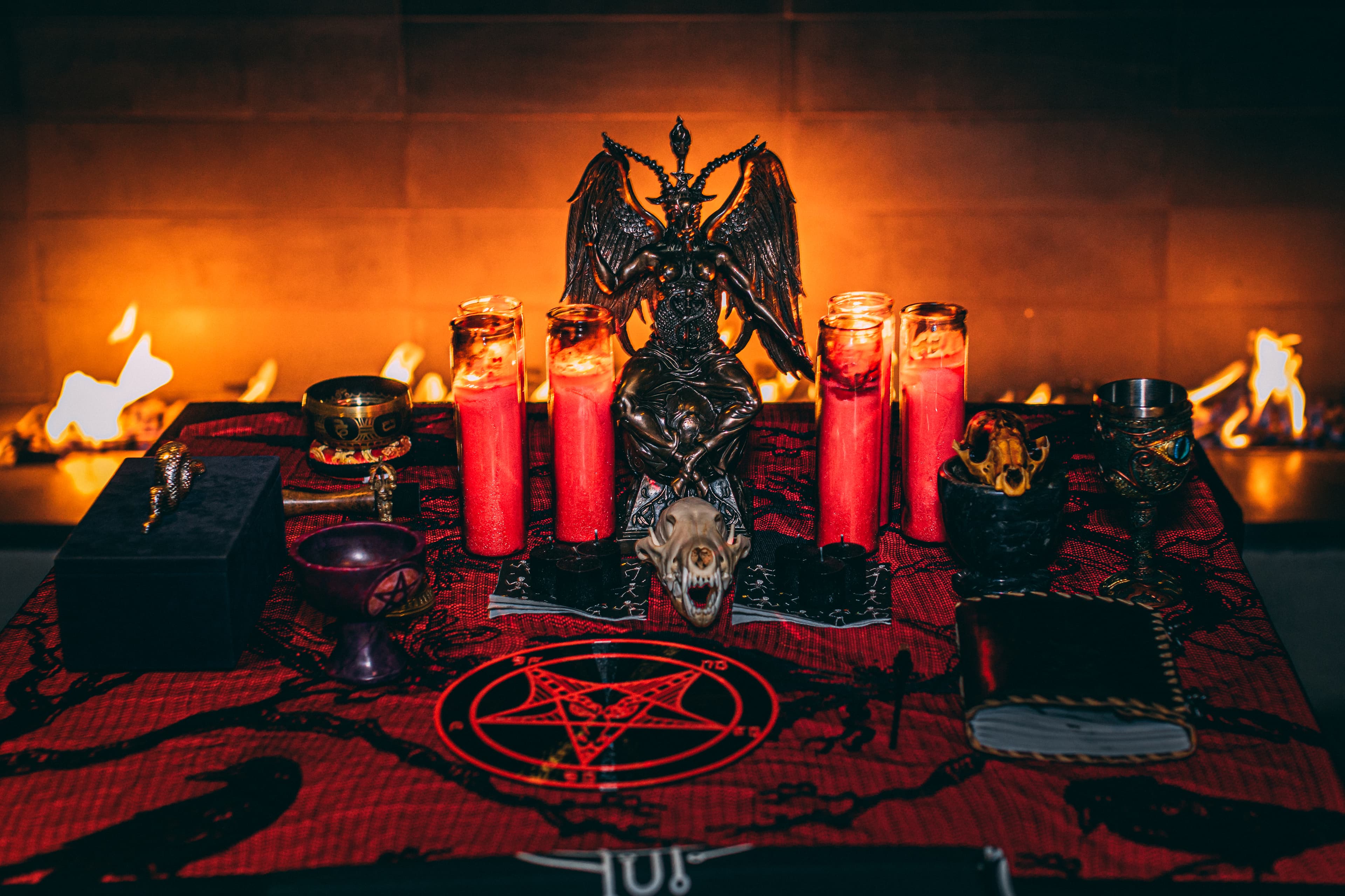 Episode 185 - The Year In Satanism