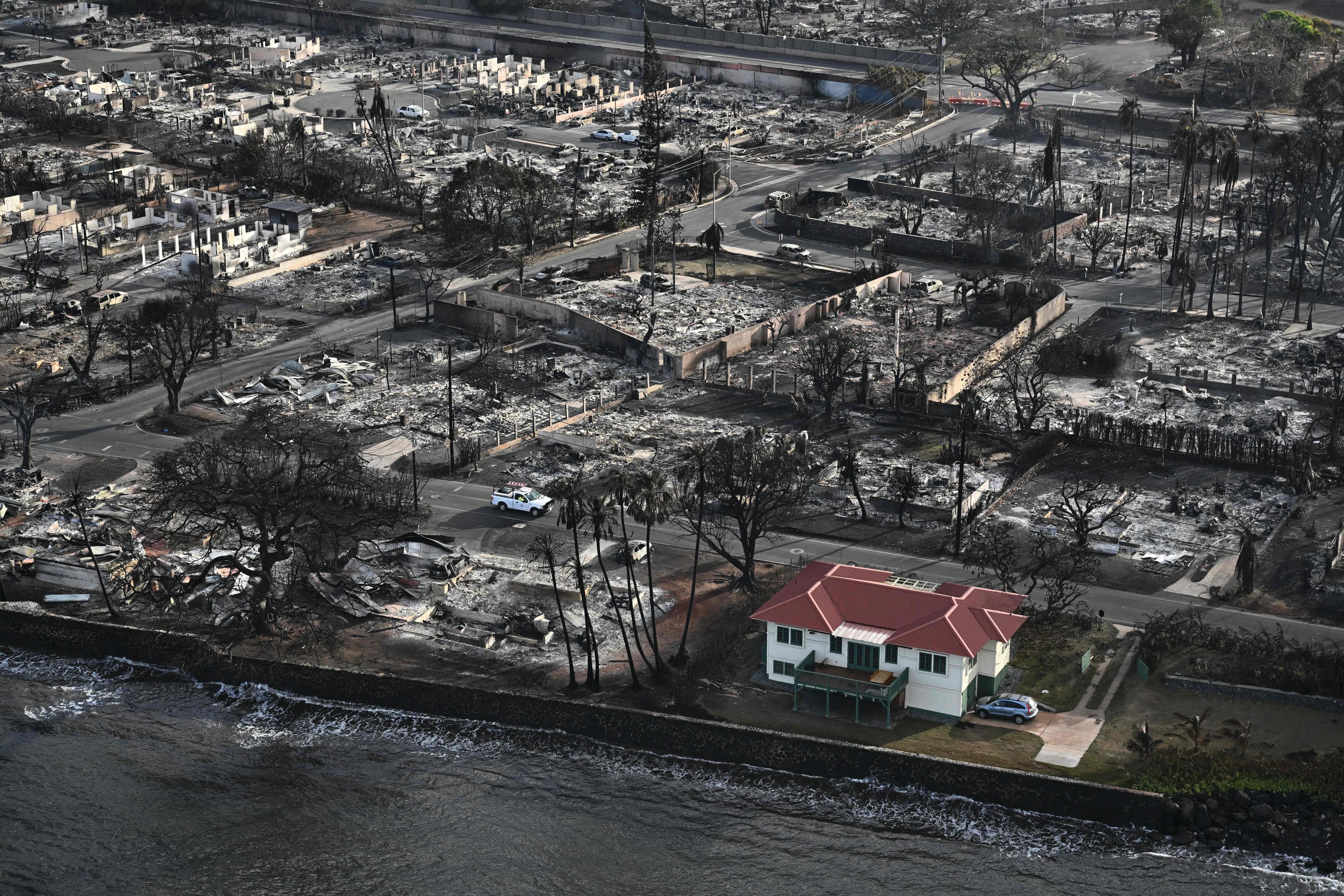 Tilting the Wildfire Odds