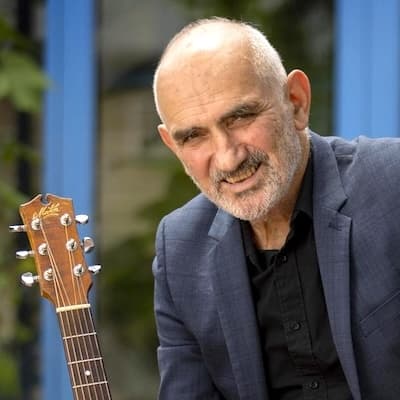 Episode 304 - Paul Kelly