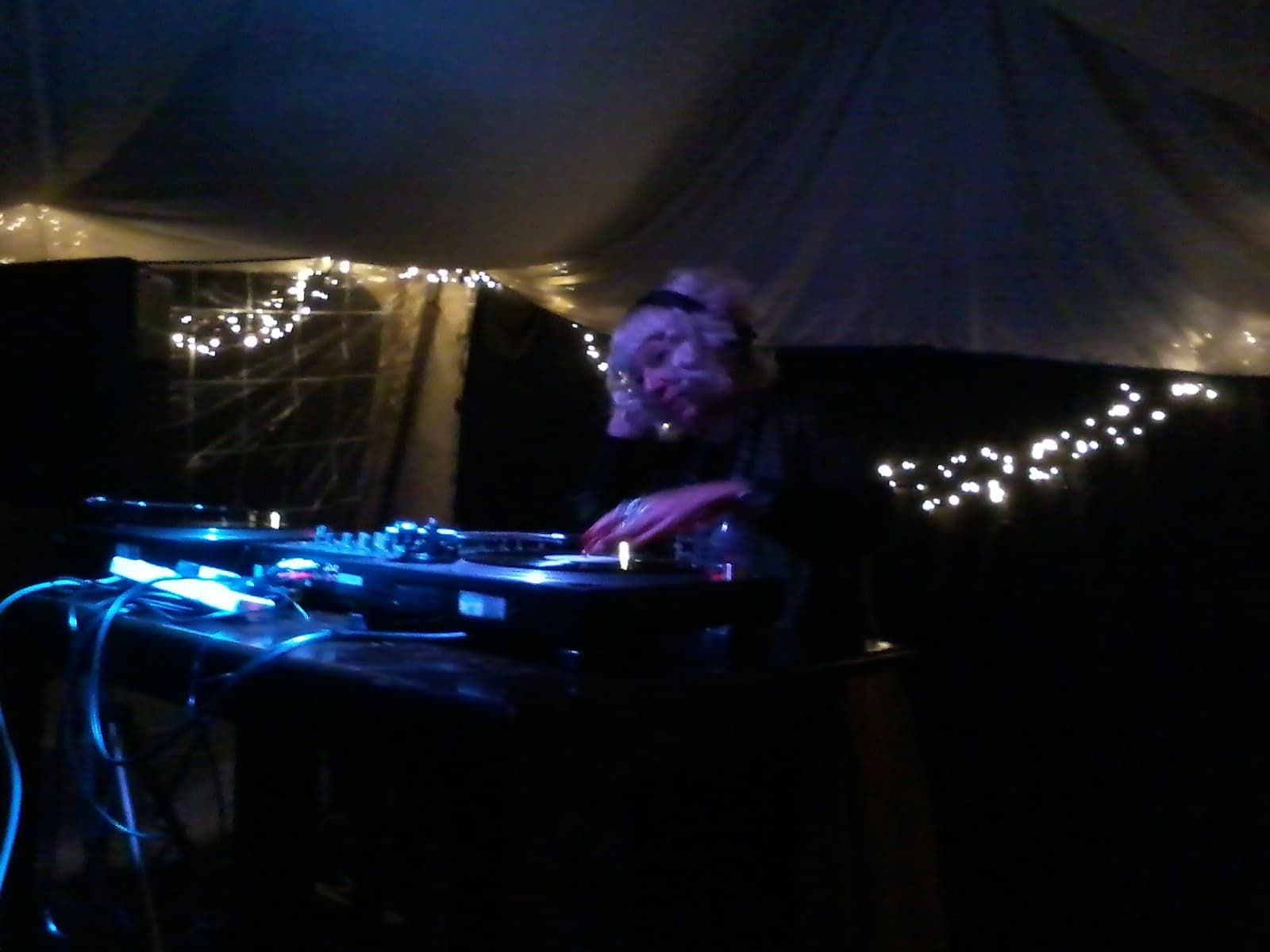 Ann D Presents Weekend Breaks and Angry Kittens 07-12-2025 at 19:00