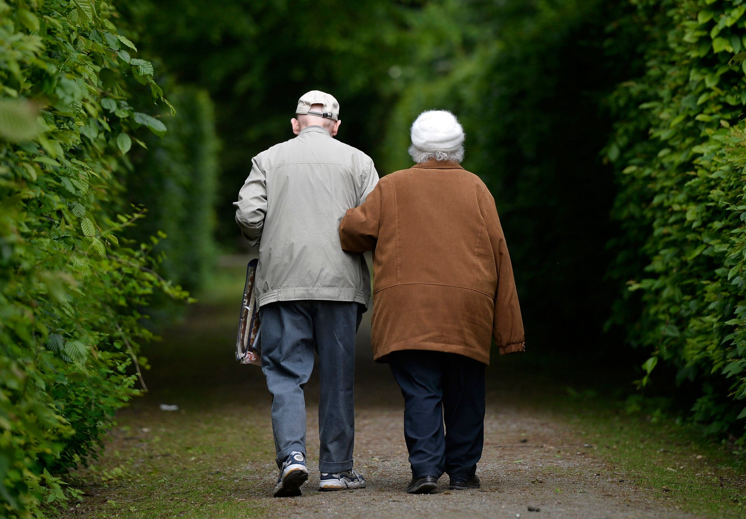 Health Day: Fighting ageism, treating voice disorders, and the disease-curing potential of cell therapy