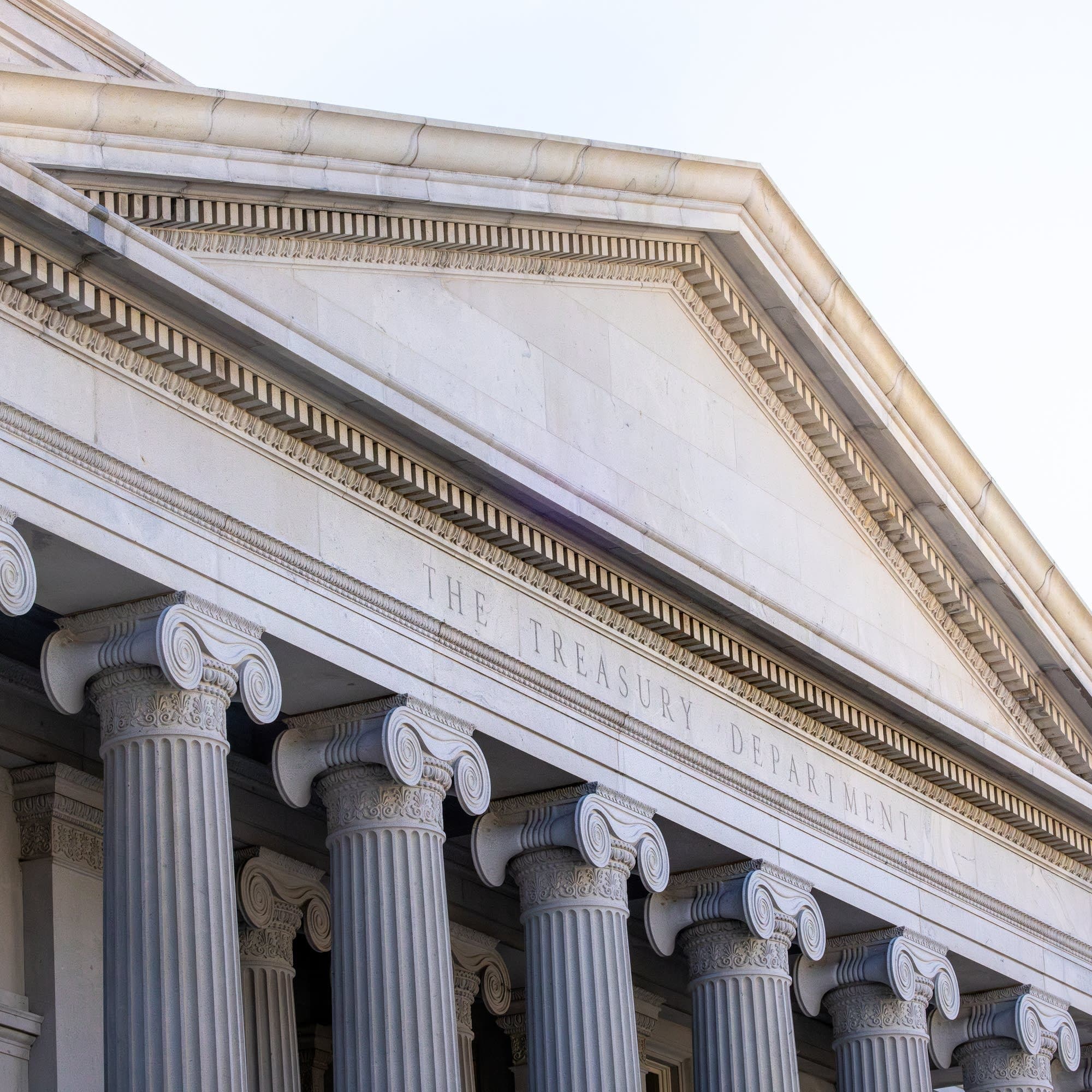 Long-term bond yields hit a long-term high