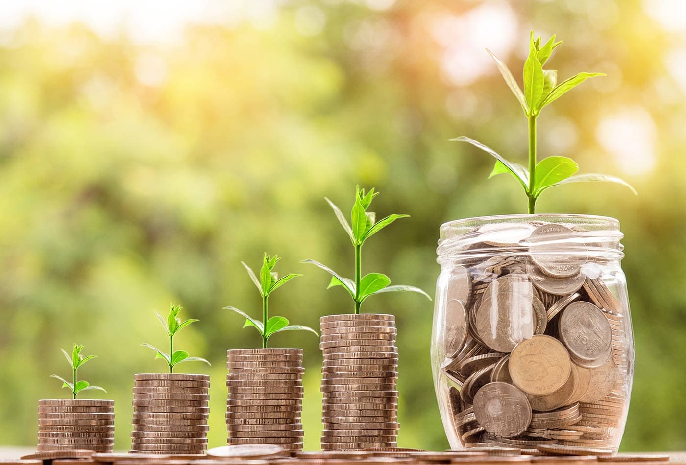 Applications of data science and machine learning in financial services
